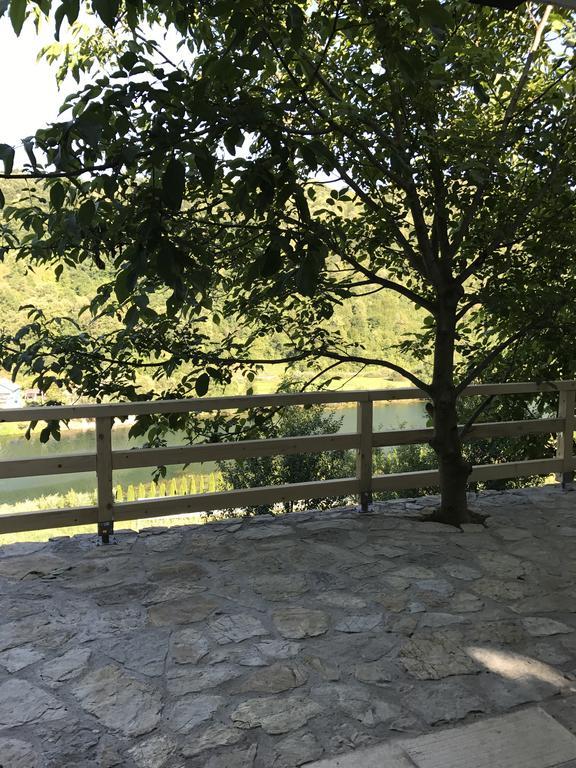 6 New River View Apartments Bihać Dış mekan fotoğraf